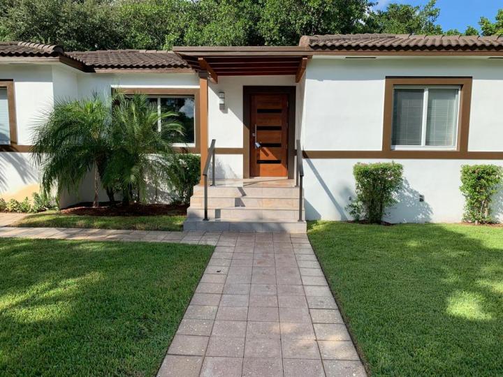 Pergola Installation Services Coral Gables